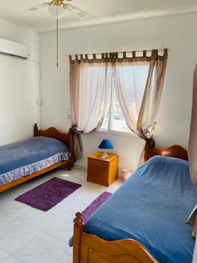 Peaceful Townhouse With Private Pool Near The Sea Apartamento Pafos Exterior foto